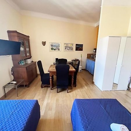 La Casa Di Piero In Via Ottaviano Apartment Rome Bagian luar foto
