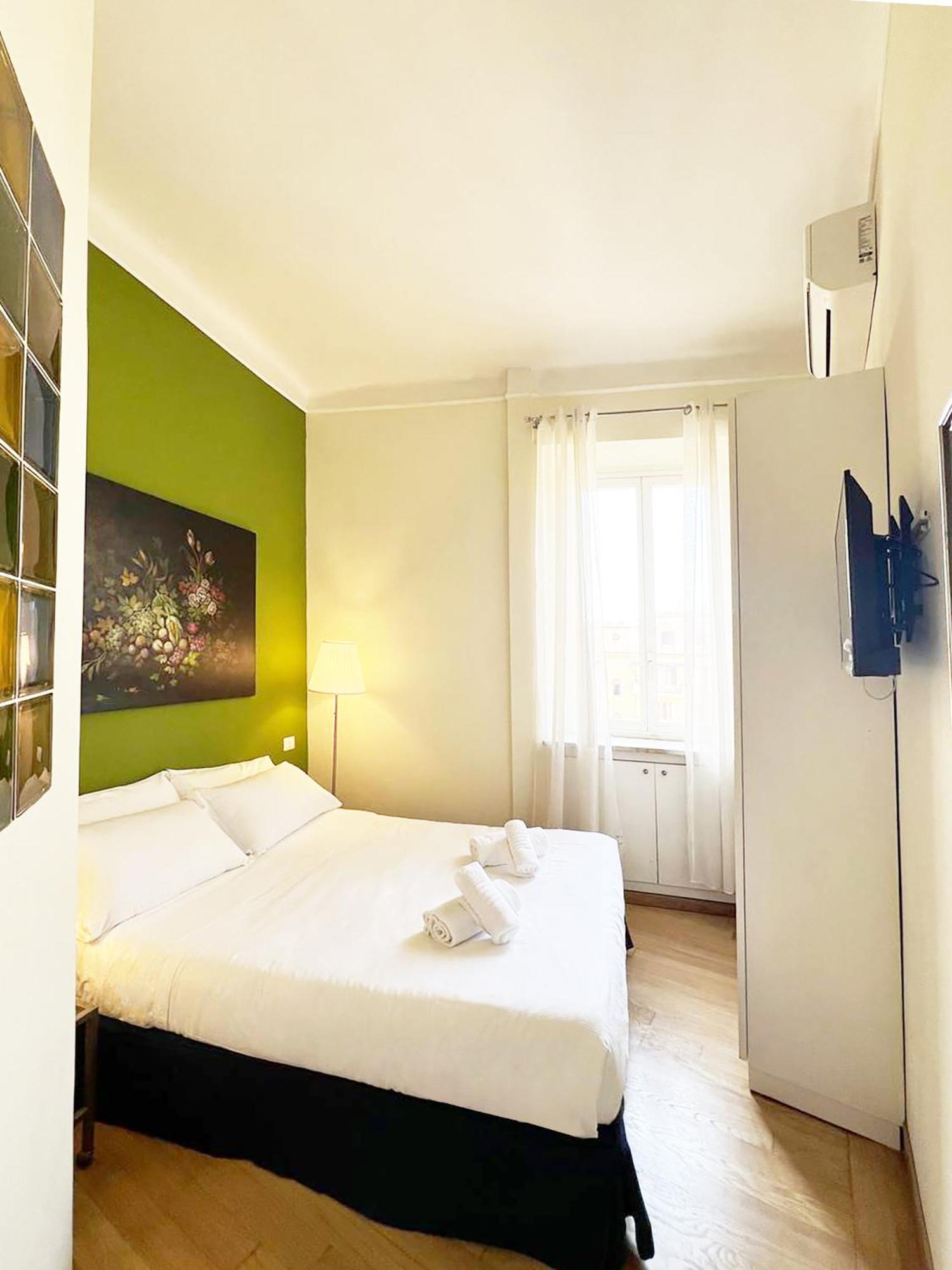 La Casa Di Piero In Via Ottaviano Apartment Rome Bagian luar foto