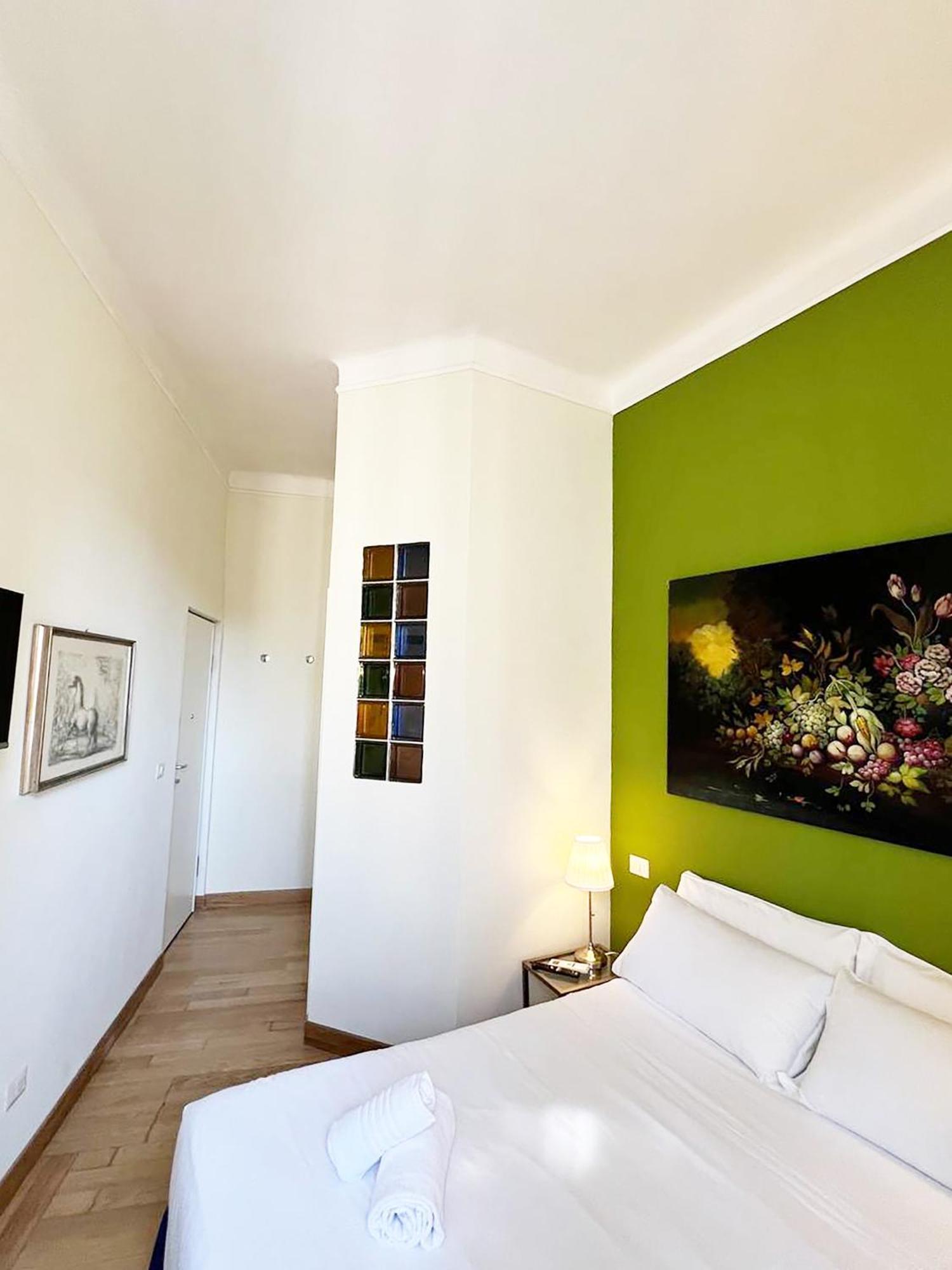 La Casa Di Piero In Via Ottaviano Apartment Rome Bagian luar foto