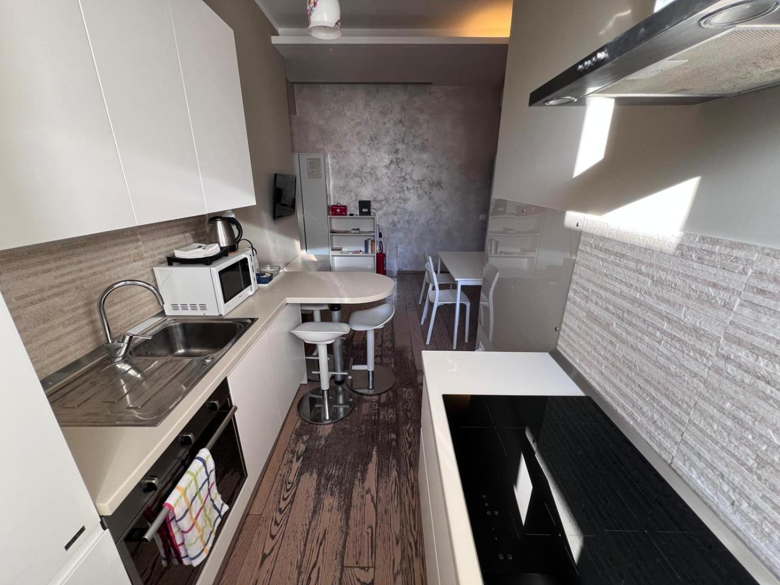 La Casa Di Piero In Via Ottaviano Apartment Rome Bagian luar foto